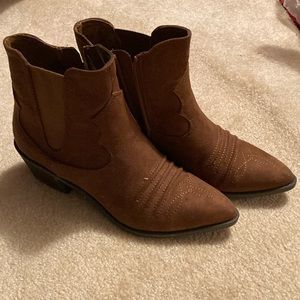 Faux Leather Southwestern Style Ankle Boots Sz. 7.5 Carlos by Carlos Santana